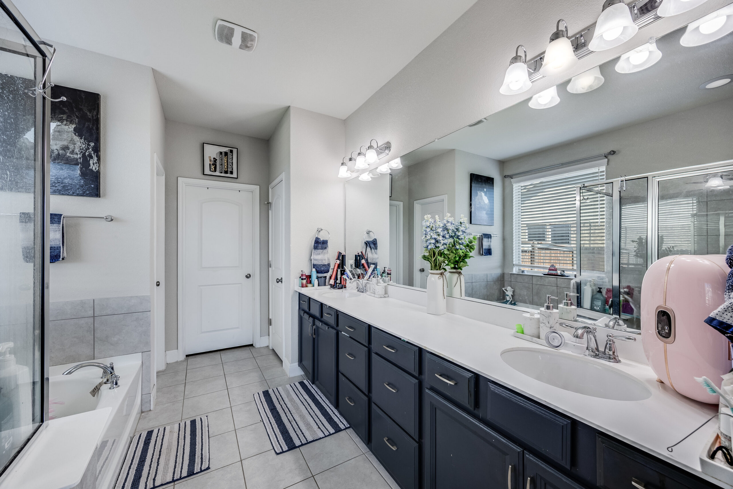 7322 Loggia Pl