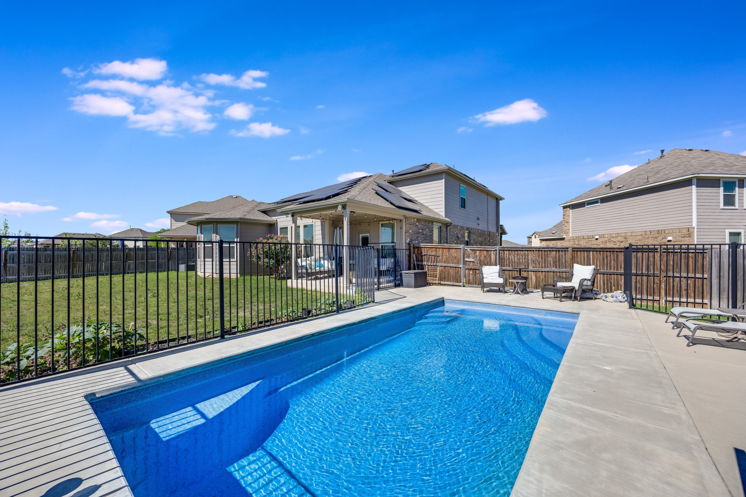 7322 Loggia Pl