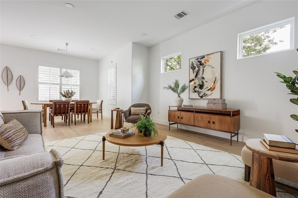 1809 Pasadena Dr
