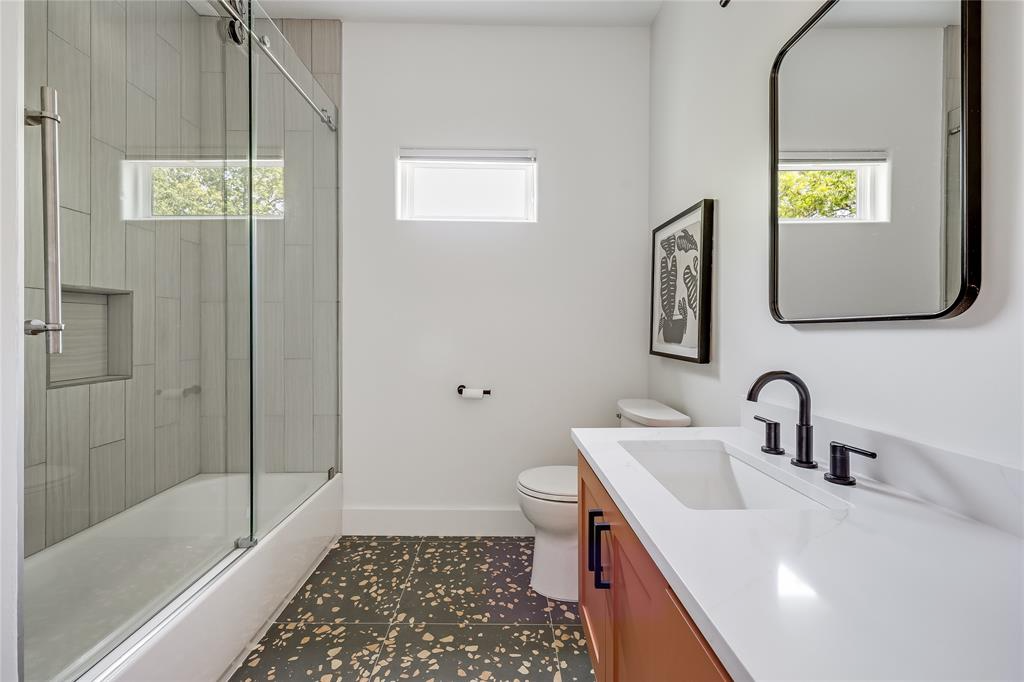 1809 Pasadena Dr