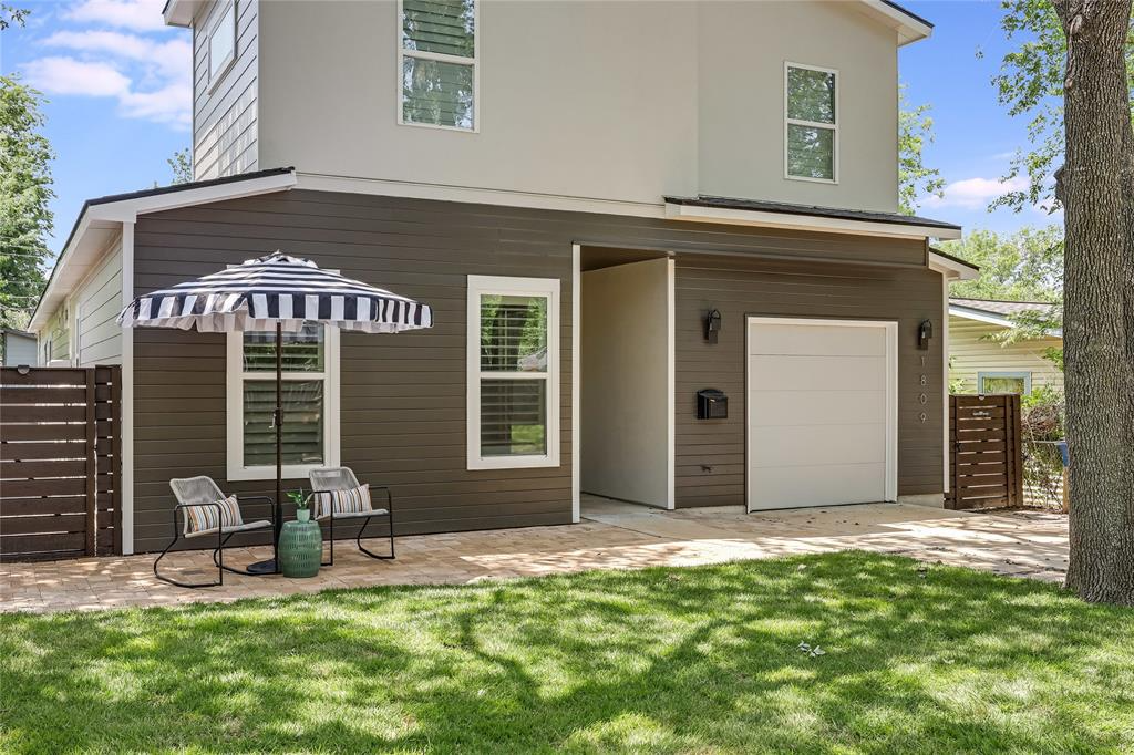 1809 Pasadena Dr