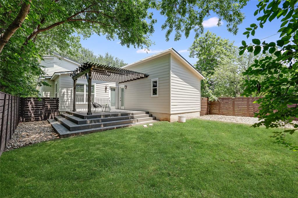 1809 Pasadena Dr