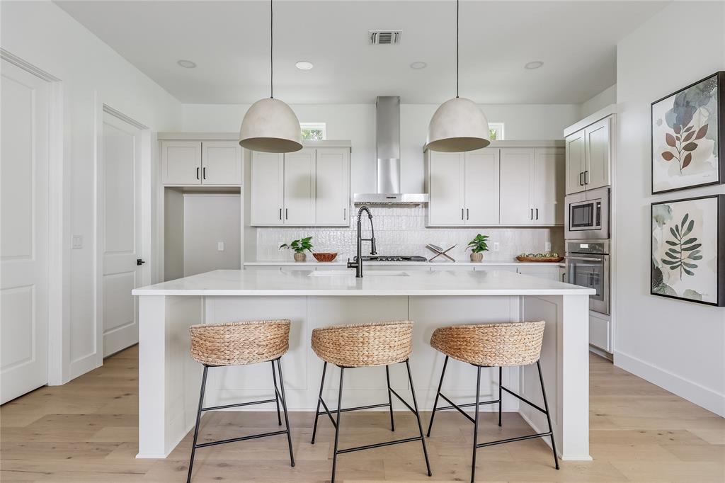 1809 Pasadena Dr