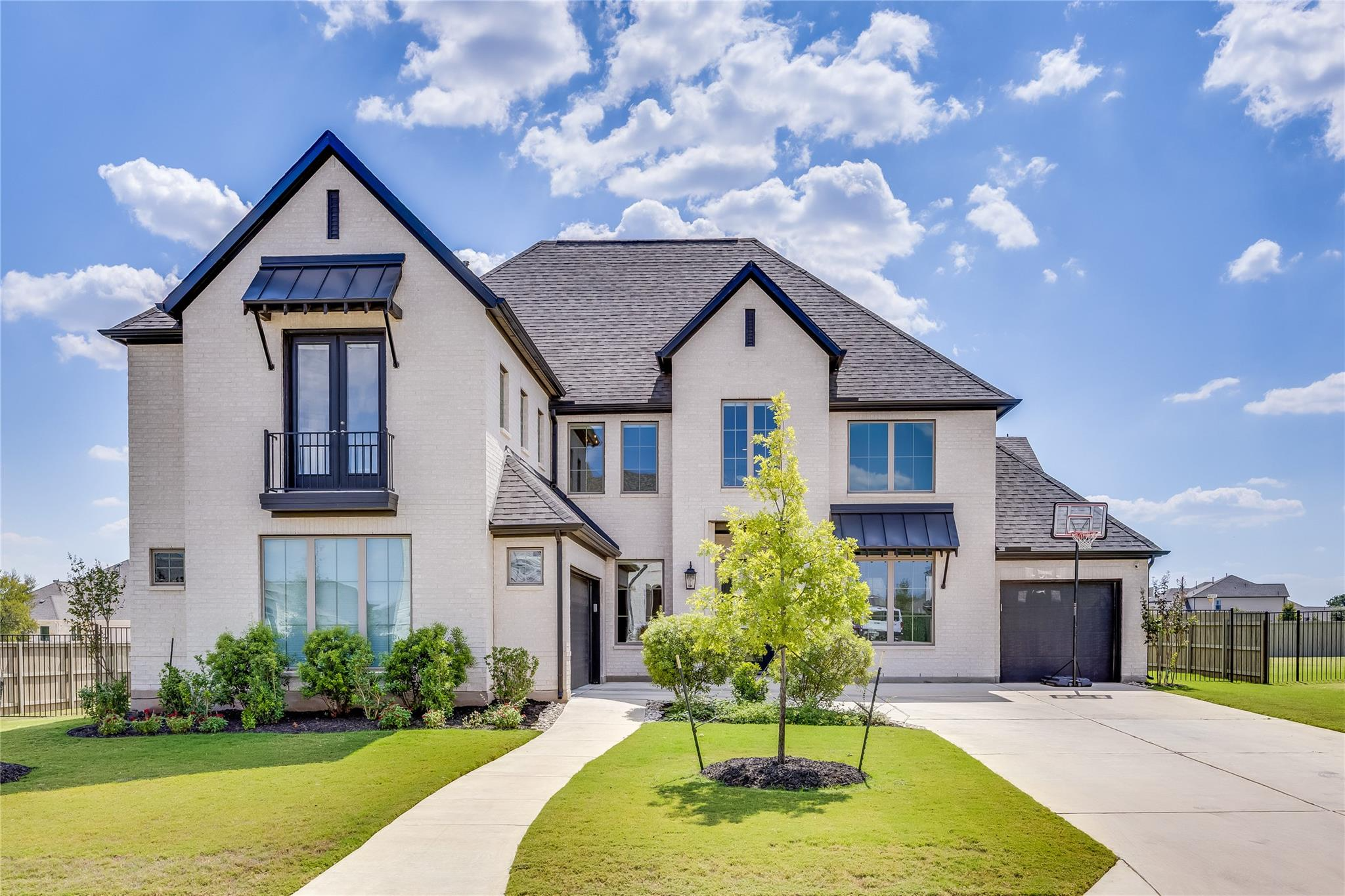501 Sierra Lisa Cove