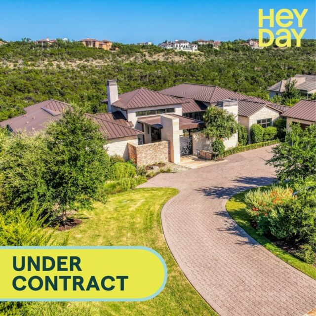 UNDER CONTRACT!
4901 Peralta Lane 📍Amarra
Seller represented by @meredithalderson.heyday

✔️ Single-story Heyl home on 1.58 acres backing the greenbelt
✔️ Four bedrooms, each with private ensuite bathrooms
✔️ Eastern-facing pool deck with panoramic hill country views