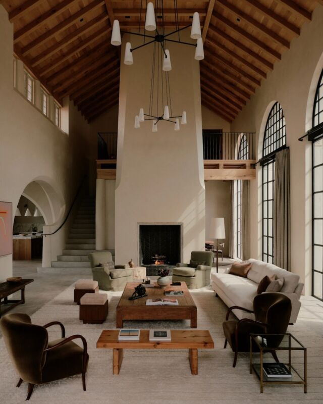 Design feature: This Spanish-Inspired Home Is a Master Class in Mediterranean Modern in the Hill Country

Designer Vanessa Alexander and architect Michael Imber collaborated to create spaces that feel both luxurious and livable, with warm furnishings that complement the home's classical-meets-contemporary architecture. The result is an elegant Spanish-inspired retreat that appears to emerge organically from the Texas landscape, offering a perfect balance of sophistication and comfort.

Photography by William Jess Laird