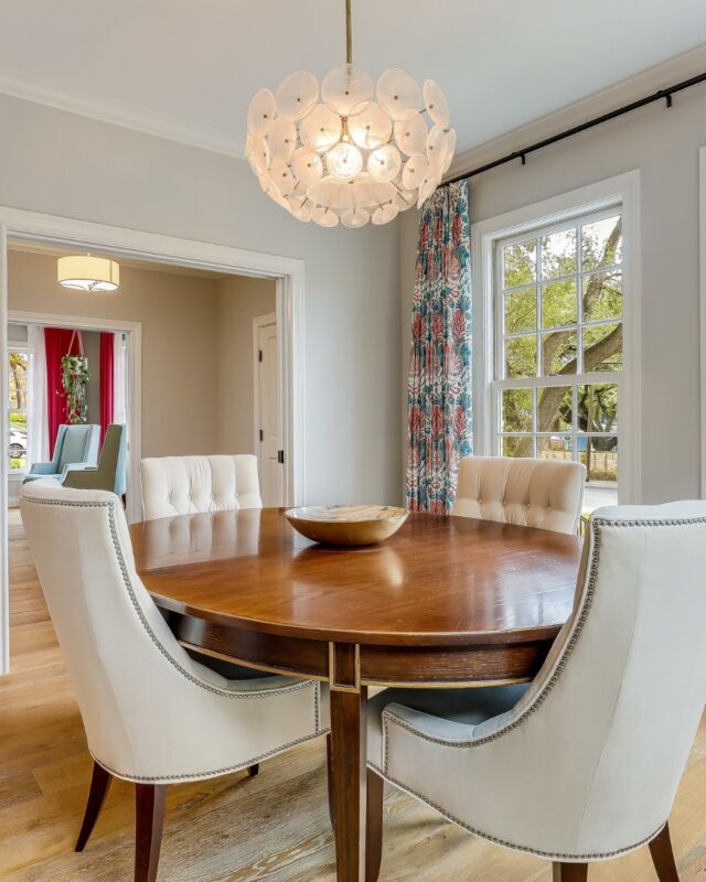 Price Improvement in the 💛 of Tarrytown
2000 Exposition Boulevard
4 BD | 3 BA | 2820 SQFT
Now offered for $1,700,000
Listed by @meredithalderson.heyday