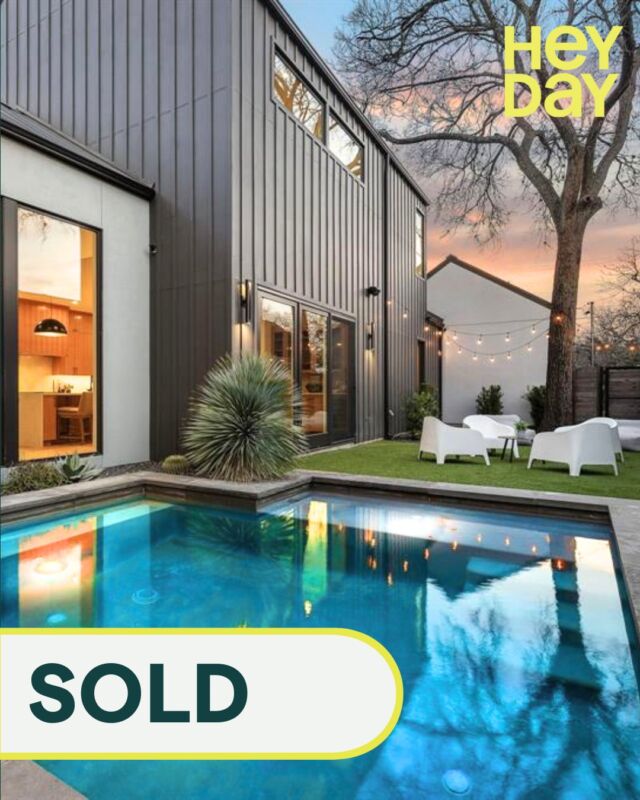 JUST SOLD!
Buyer Represented by @meredithalderson.heyday
📍Zilker
This beautiful Austin home in the coveted Zilker neighborhood just went to some lucky clients of ours! Living in one of Austin's most walkable areas means coffee runs, dinner dates, and weekend park hangs are all just steps away. The modern layout and entertaining space made this home perfect for the Austin lifestyle. Thrilled to help another family find their dream home in this incredible city!
#Zilker #JustSold #AustinRealEstate #AustinLiving #WalkableNeighborhood #78704 #Zilker Park #512 #512RealEstate