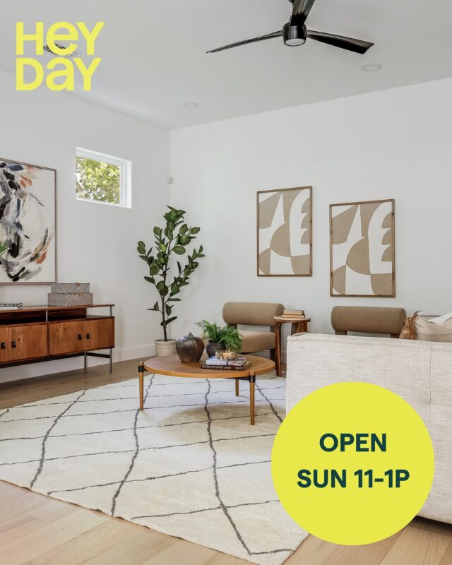 OPEN HOUSE!
1809 Pasadena Drive📍Crestview 

4 BD | 3 BA  Offered for $1,375,000